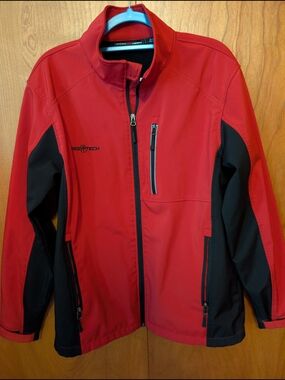 Free Tech Men's Red Performance Softshell Jacket with Black Panels